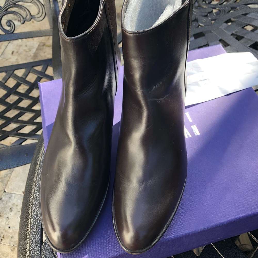 Stuart Weitzman bootie new. Box is $15 extra